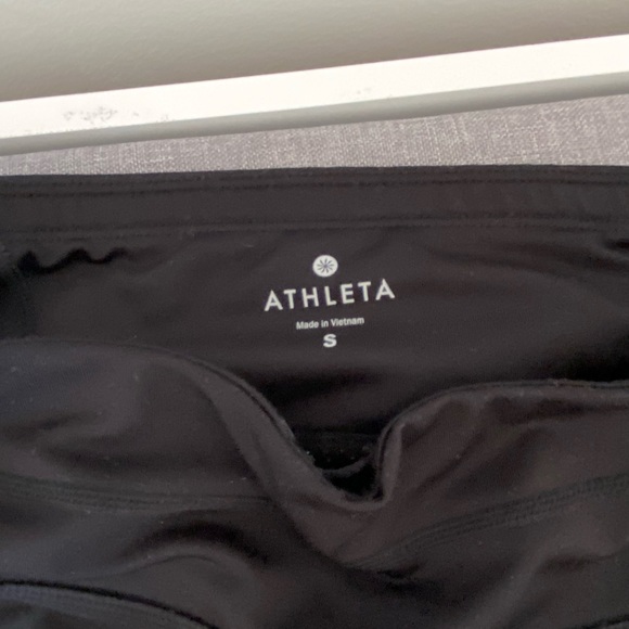 Athleta Sonar Capri Black Leggings / Running Tights / Size Small - Picture 7 of 8